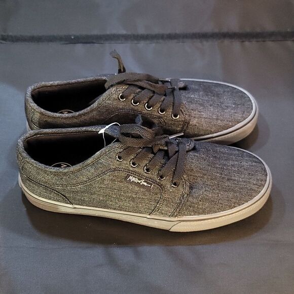 BRAND NEW MAUI AND SON LACE UP CLOSURE SNEAKER - Picture 6 of 14